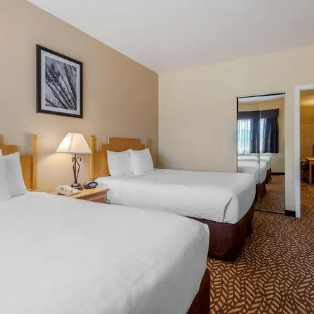 Turquoise Inn & Suites-2