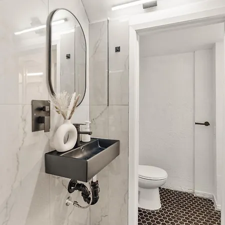 Parlour Hotel-2