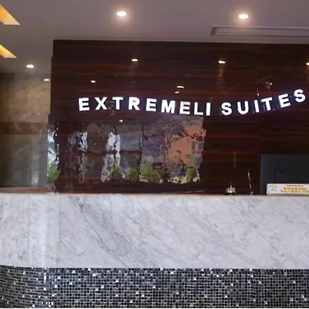 Extremeli Suites - Monarch-3
