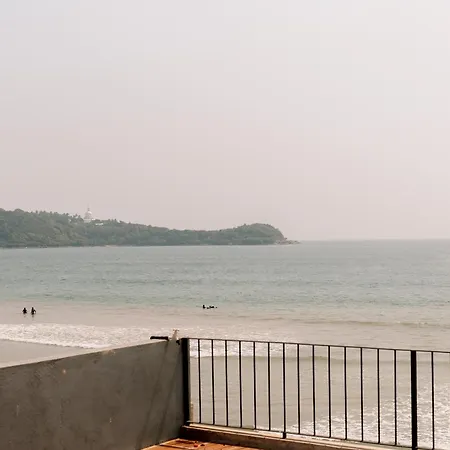 Meli Beach-3