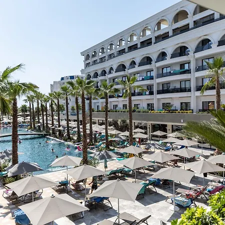 Fafa Aqua Palace Resort & Spa-2