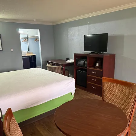 Soho Inn & Suites-3