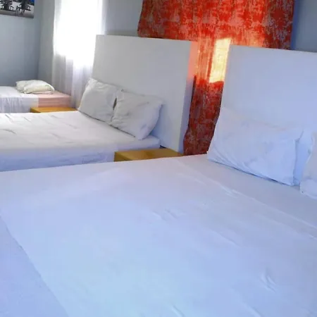 Ngraje Guest House 187 Joubert Street-2