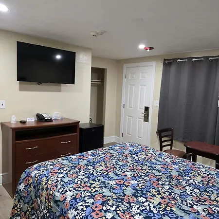 James Motel-3