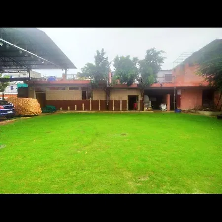 G D Palace-3