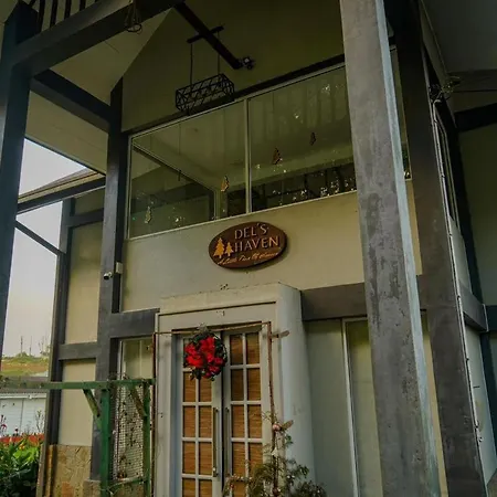 Del'S Haven-2