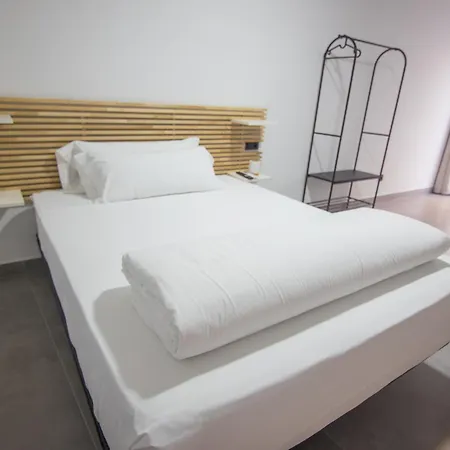 Hostel Nixar-3