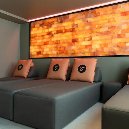 Hotel Am Triller - Hotel & Serviced Apartments - Pool & Relax Lounge-3