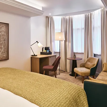 Radisson Blu Hotel, London Tottenham Court Road-3