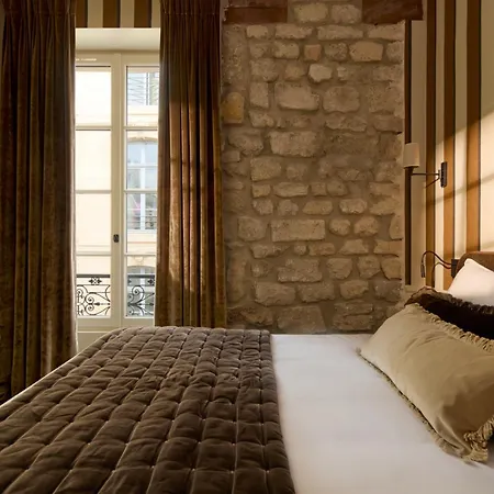 Hotel Des Orfevres-2