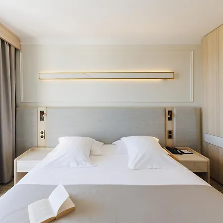 Hotel Corsica & Spa Serena-3