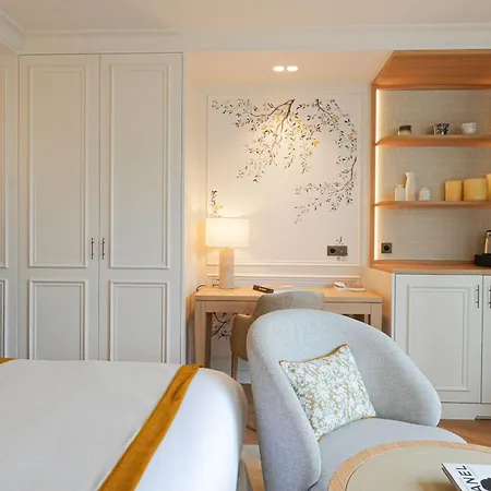 Relais D'Amboise - The Leading Hotels Of The World-3