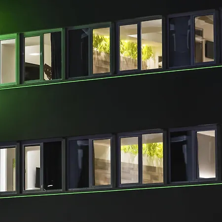 Ibis Styles Lisboa Centro Marques De Pombal-3
