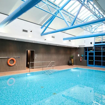 Sandman Signature London Gatwick Hotel-3