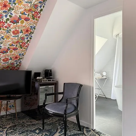New Hotel Republique-3