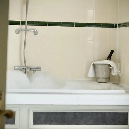 Cambridge Quy Mill Hotel & Spa-3