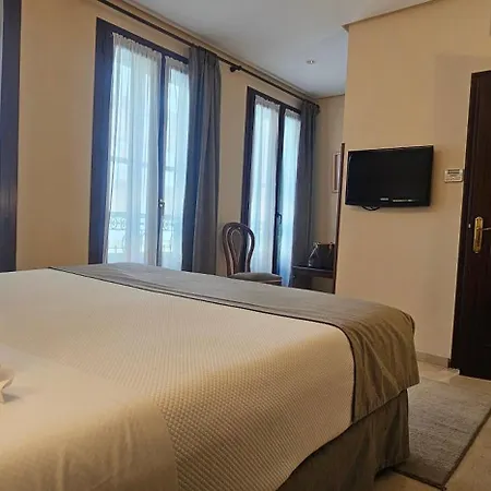 Gran Hotel Paraiso-3