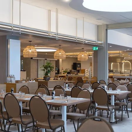 Hotel Senec Aqua Resort - Family Friendly-3