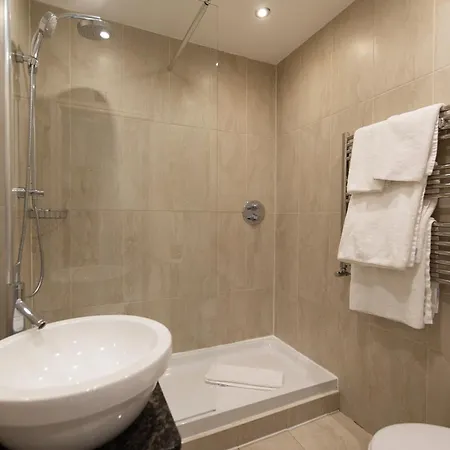 The Kinmel & Kinspa-2