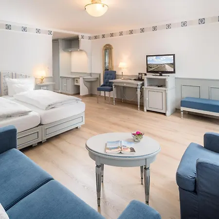 Hotel Wiking Sylt-3