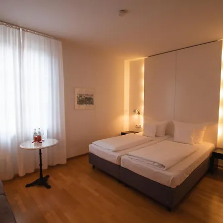 Hotel Am Main-3