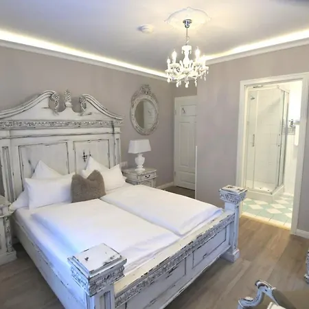 Boutiquehotel Villa Rosenhof-2
