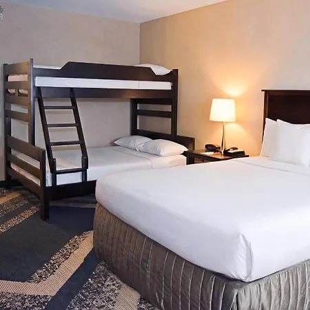 Skyline Hotel & Waterpark-2