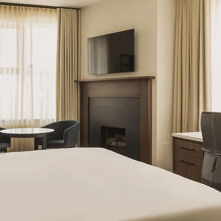 Hotel Chateau Laurier Quebec-3