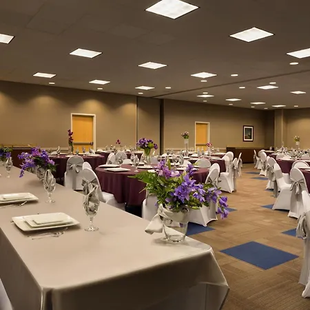Comfort Inn & Suites Presidential-3