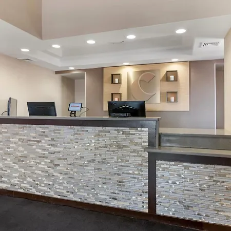 Comfort Inn Manchester Airport-2