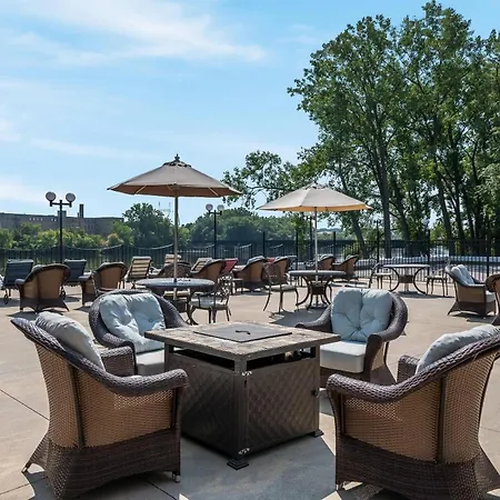 Radisson Hotel Grand Rapids Riverfront-2