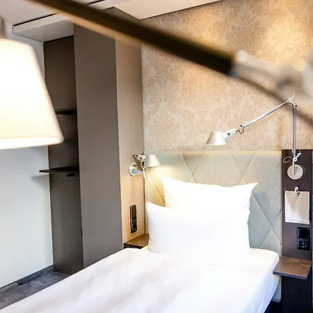 Motel One Muenchen-Sendlinger Tor-2