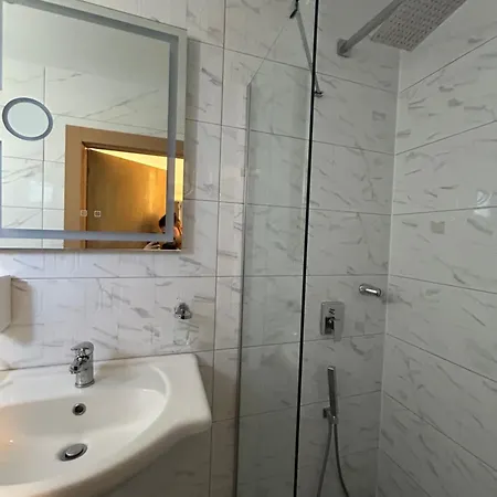 Perea Hotel-3