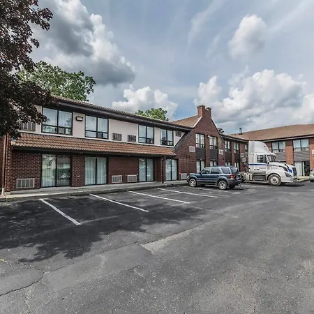 Comfort Inn Drummondville - Highway 20-2