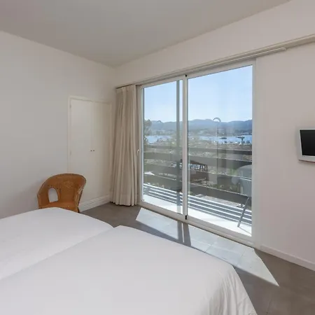 Es Mitjorn Hotel-2