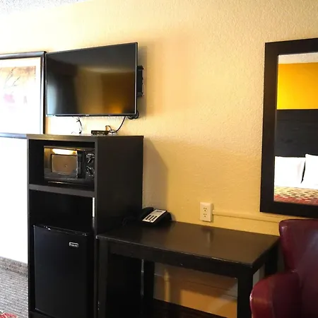 Rodeway Inn Flagstaff-Downtown-2