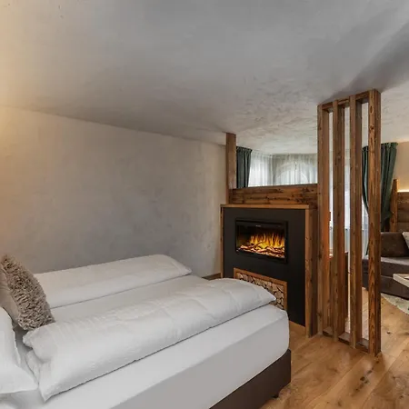 Sporthotel Romantic Plaza-3