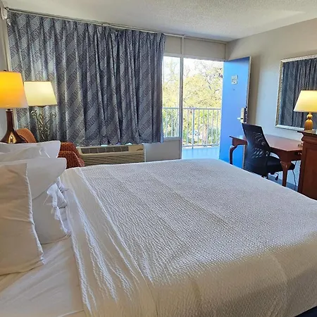Days Inn By Wyndham Orlando Downtown-2