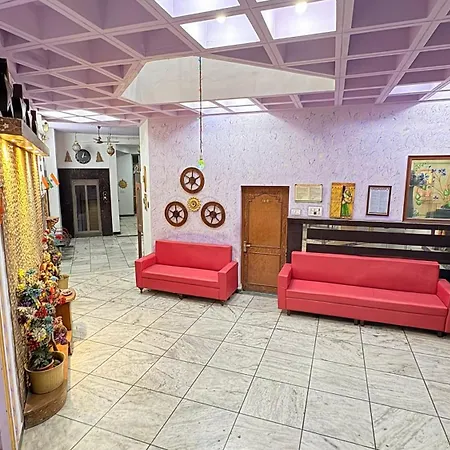 Hotel Taj Plaza, Just A 5-Minute Walk From The Taj Mahal 600 Meters-3