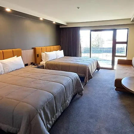 Distinction Mackenzie Country Hotel-2