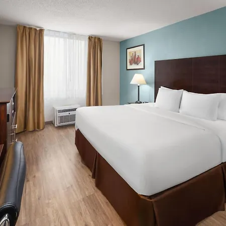Wyndham Garden Detroit Metro Airport-2