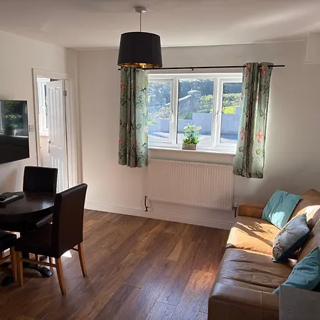 Smithaleigh Farm Rooms And Apartments-2