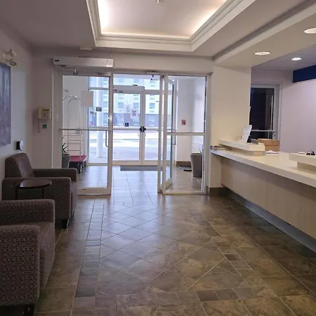 Super 8 By Wyndham Estevan-2
