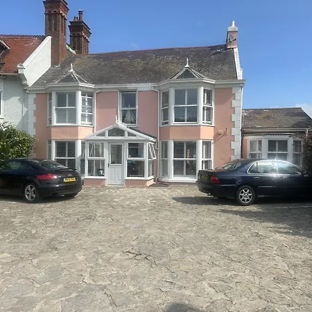 Potters Mooring Guest House-3