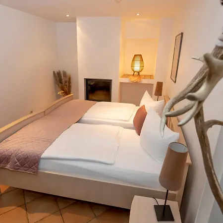 Hotel Haus Nachtigall - B&B-2