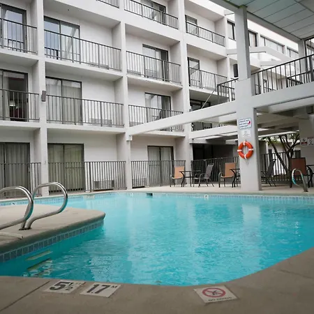 Ramada By Wyndham Tulsa Broken Arrow-2