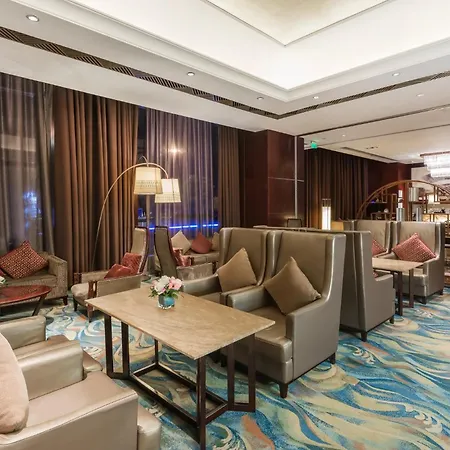 Crowne Plaza Yichang By Ihg-3