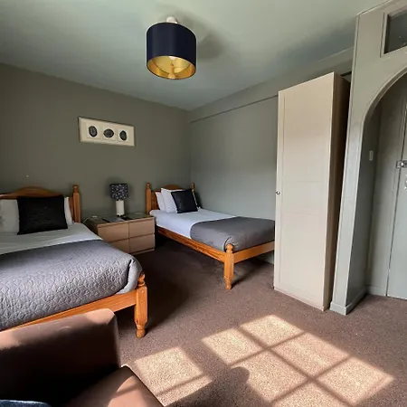 Smugglers Hotel-2