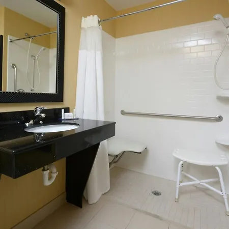 Fairfield By Marriott Inn & Suites Charlottesville North-3