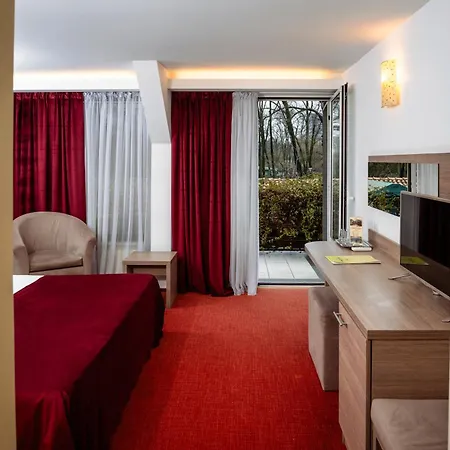 Hotel Herastrau-3